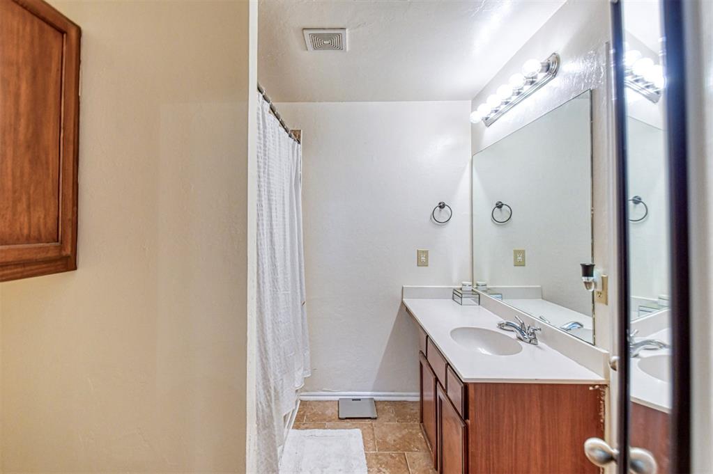 8500 SW 46th Place