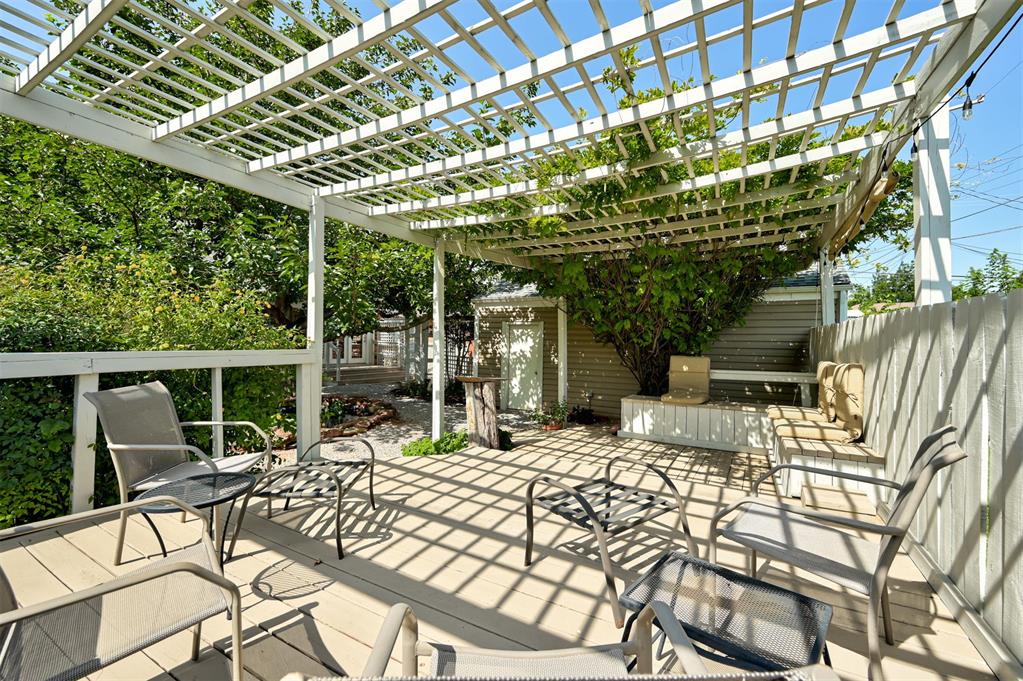 439 NW 44th Street
