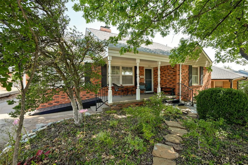 439 NW 44th Street