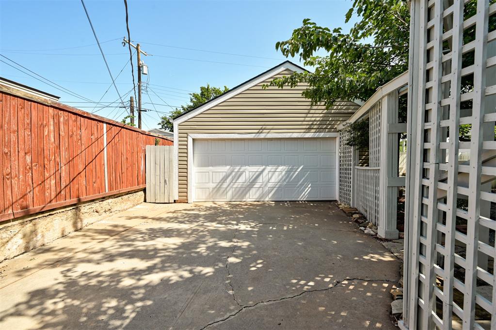 439 NW 44th Street