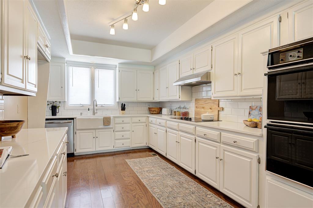 1417 Glenbrook Drive