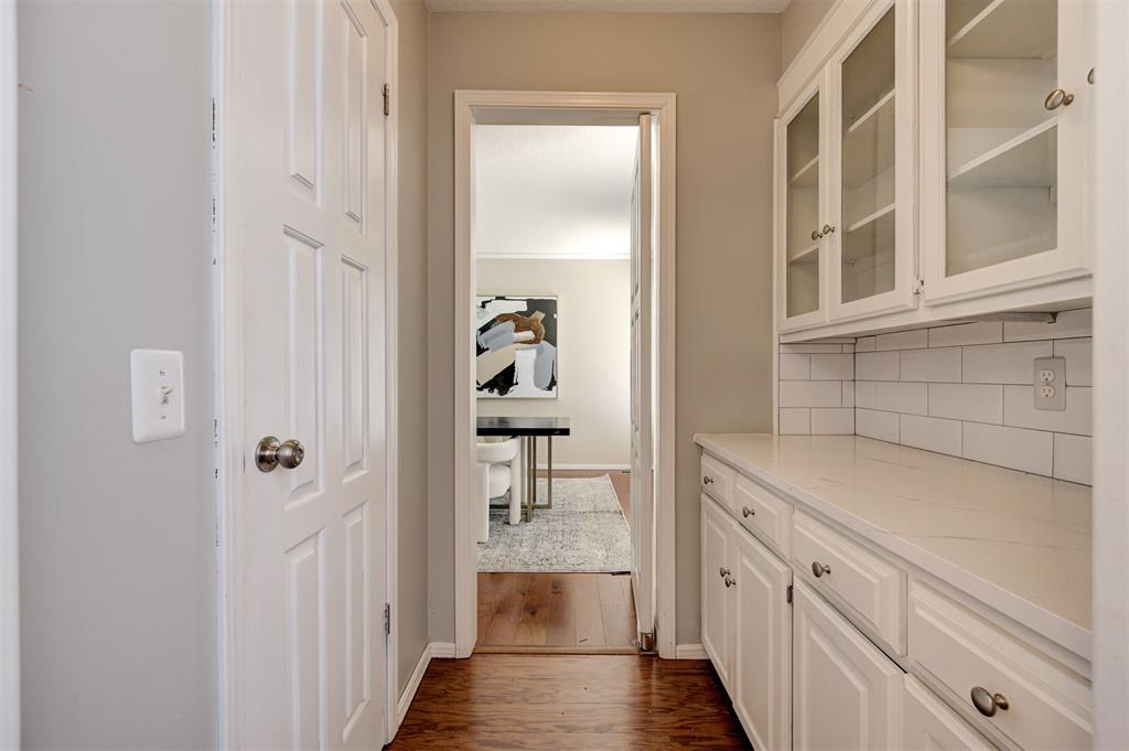 1417 Glenbrook Drive