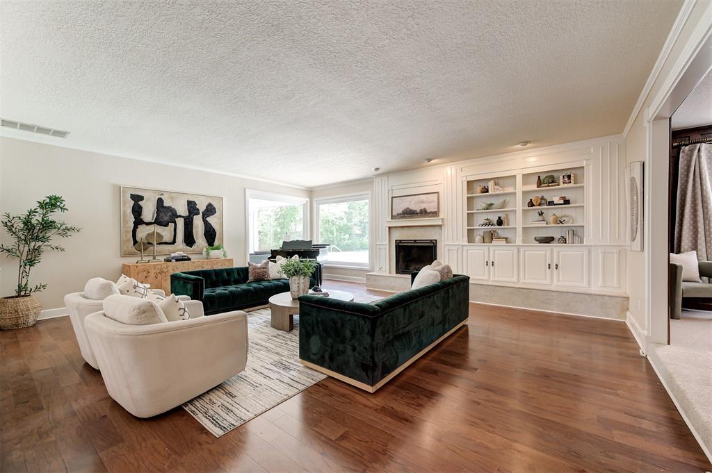 1417 Glenbrook Drive
