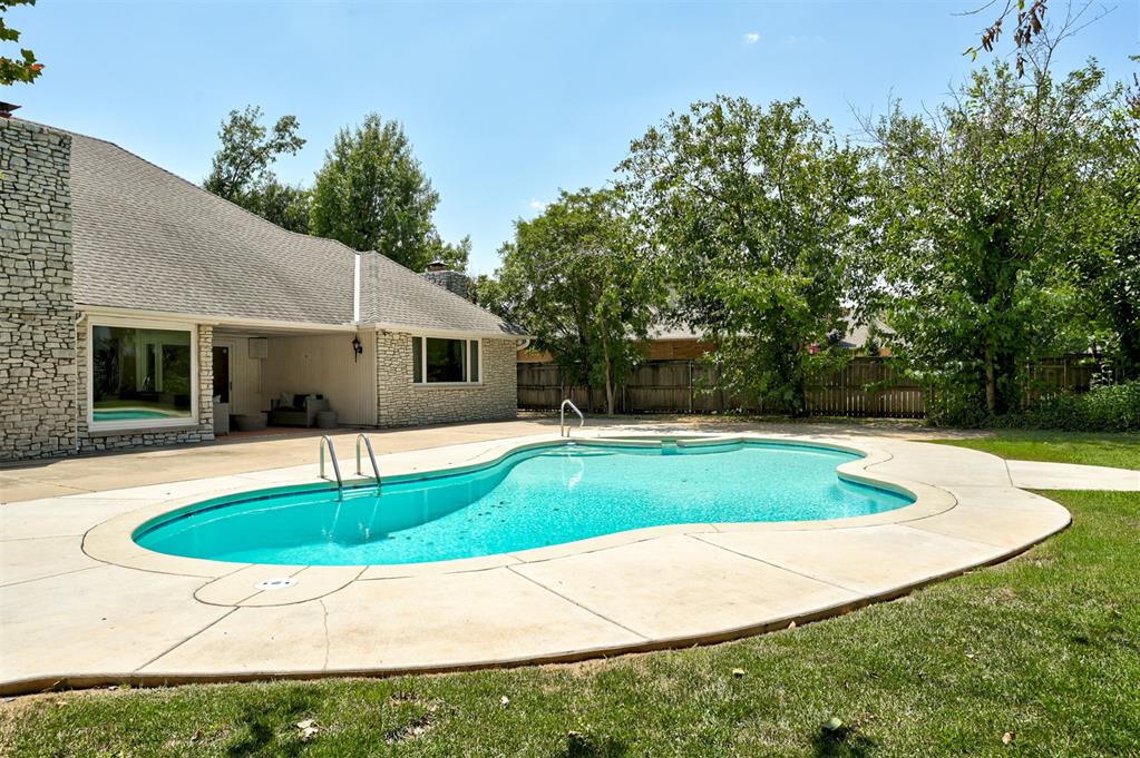 1417 Glenbrook Drive