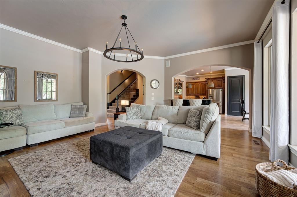 1301 Autumn Creek Drive