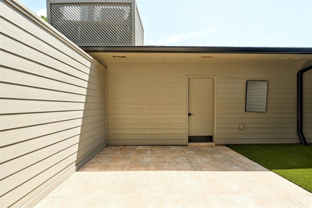 6204 Waterford Boulevard Unit: 23