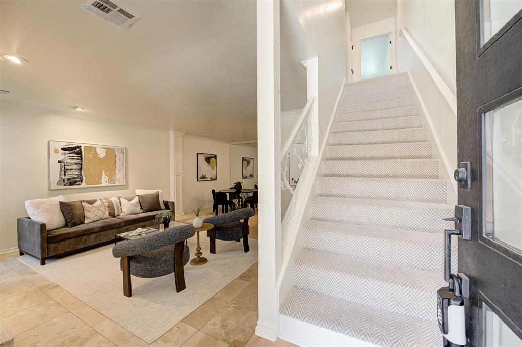 6204 Waterford Boulevard Unit: 23