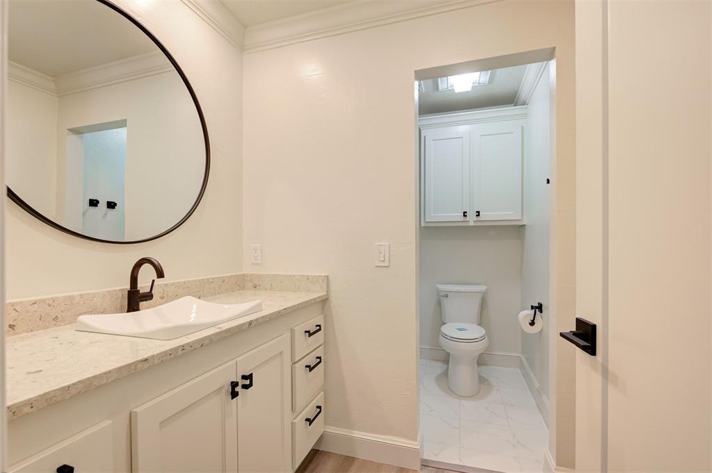 6204 Waterford Boulevard Unit: 23
