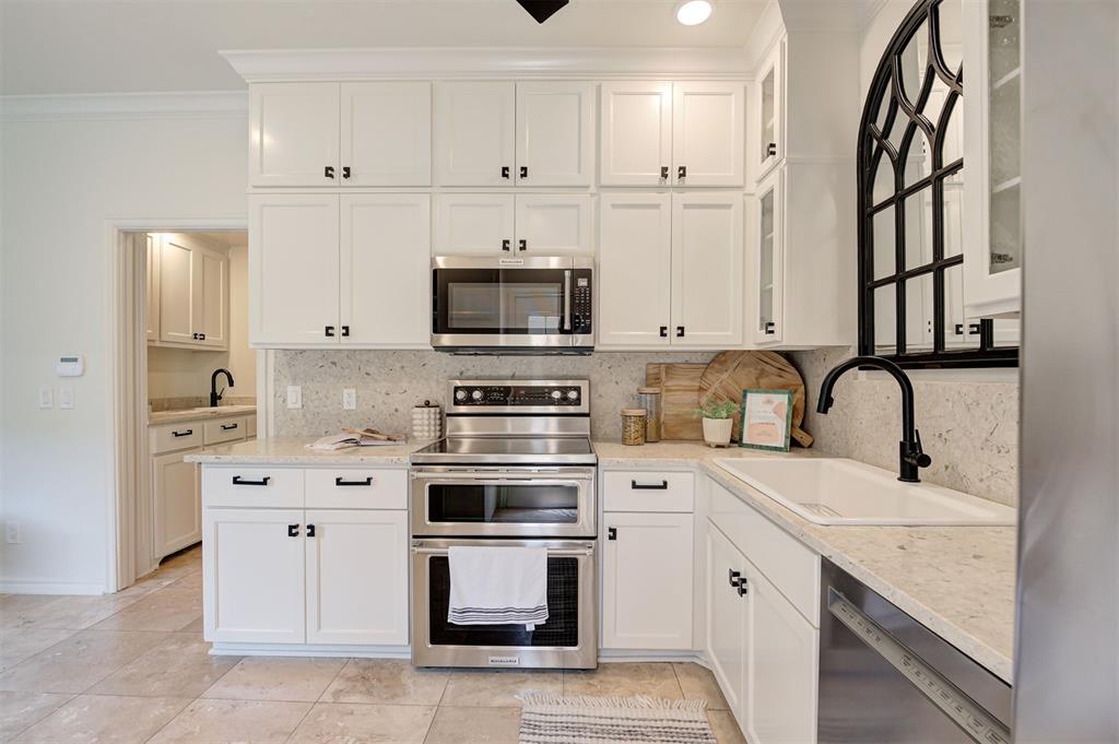 6204 Waterford Boulevard Unit: 23