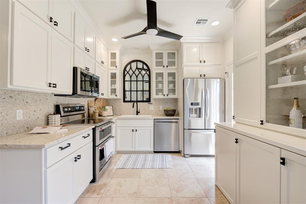 6204 Waterford Boulevard Unit: 23