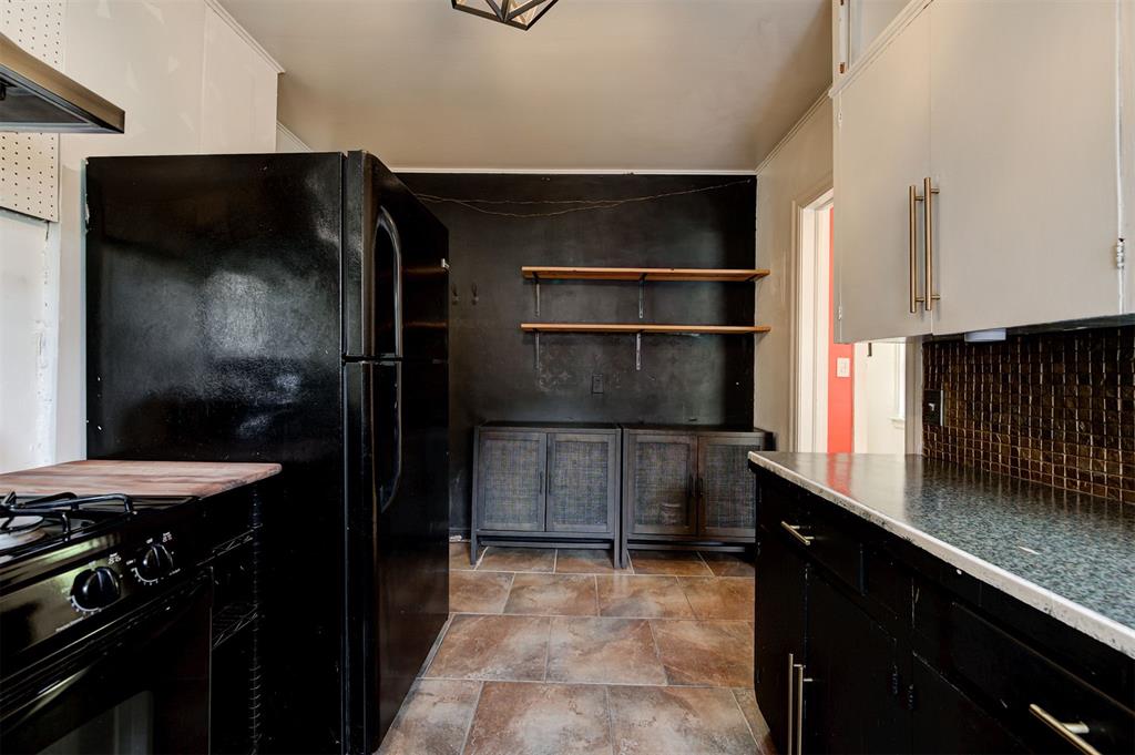 3733 NW 25th Street