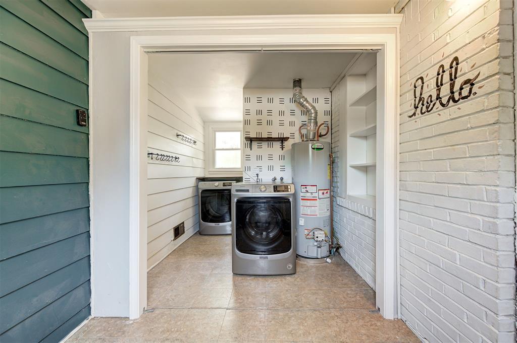 3733 NW 25th Street