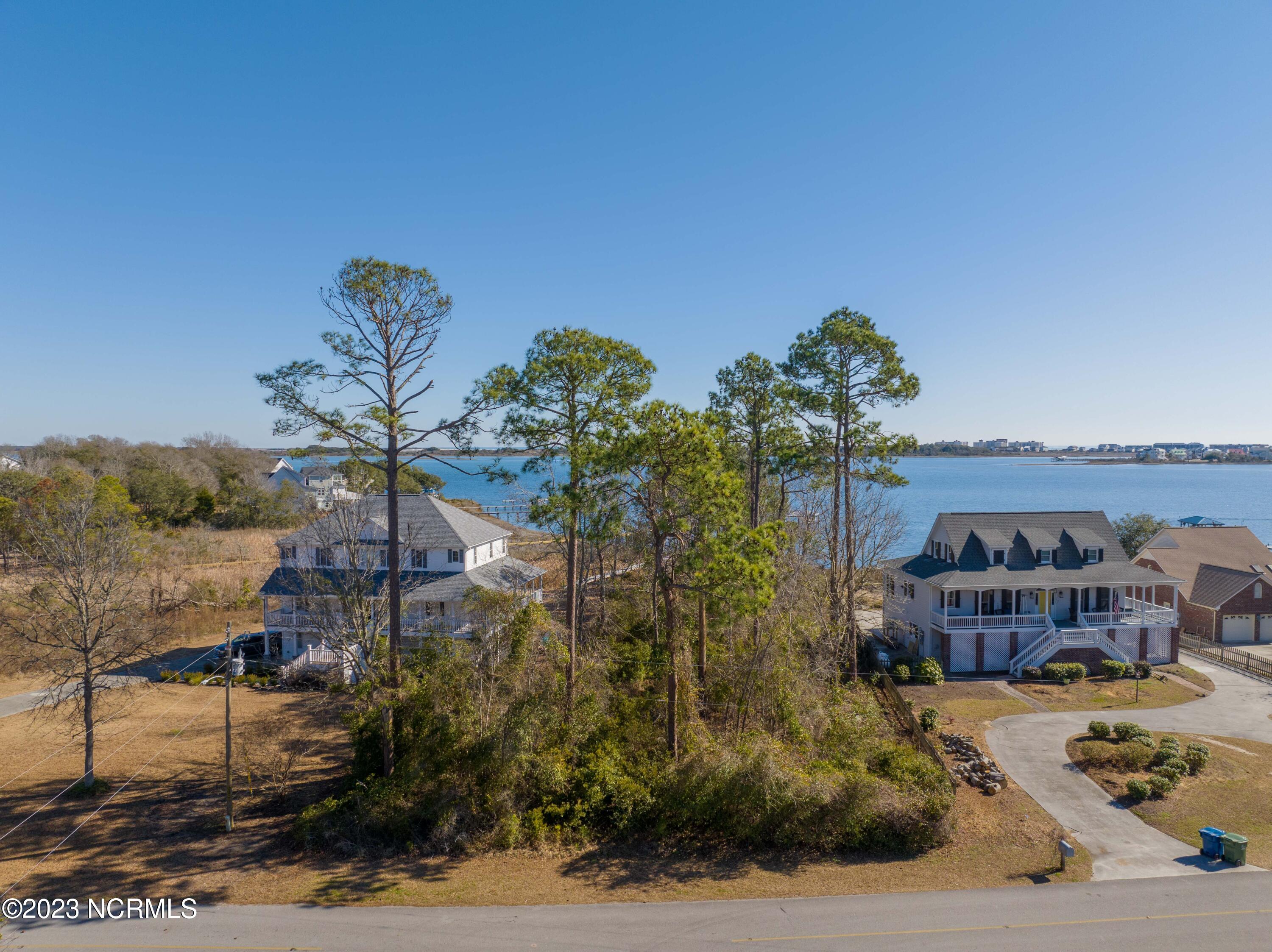 1103 Chadwick Shores Drive