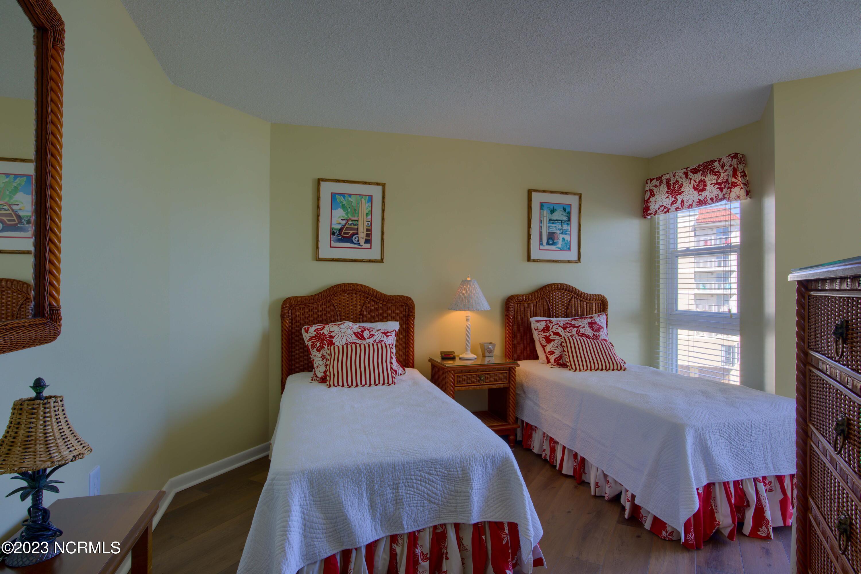 2000 New River Inlet Road Unit: Unit 2411