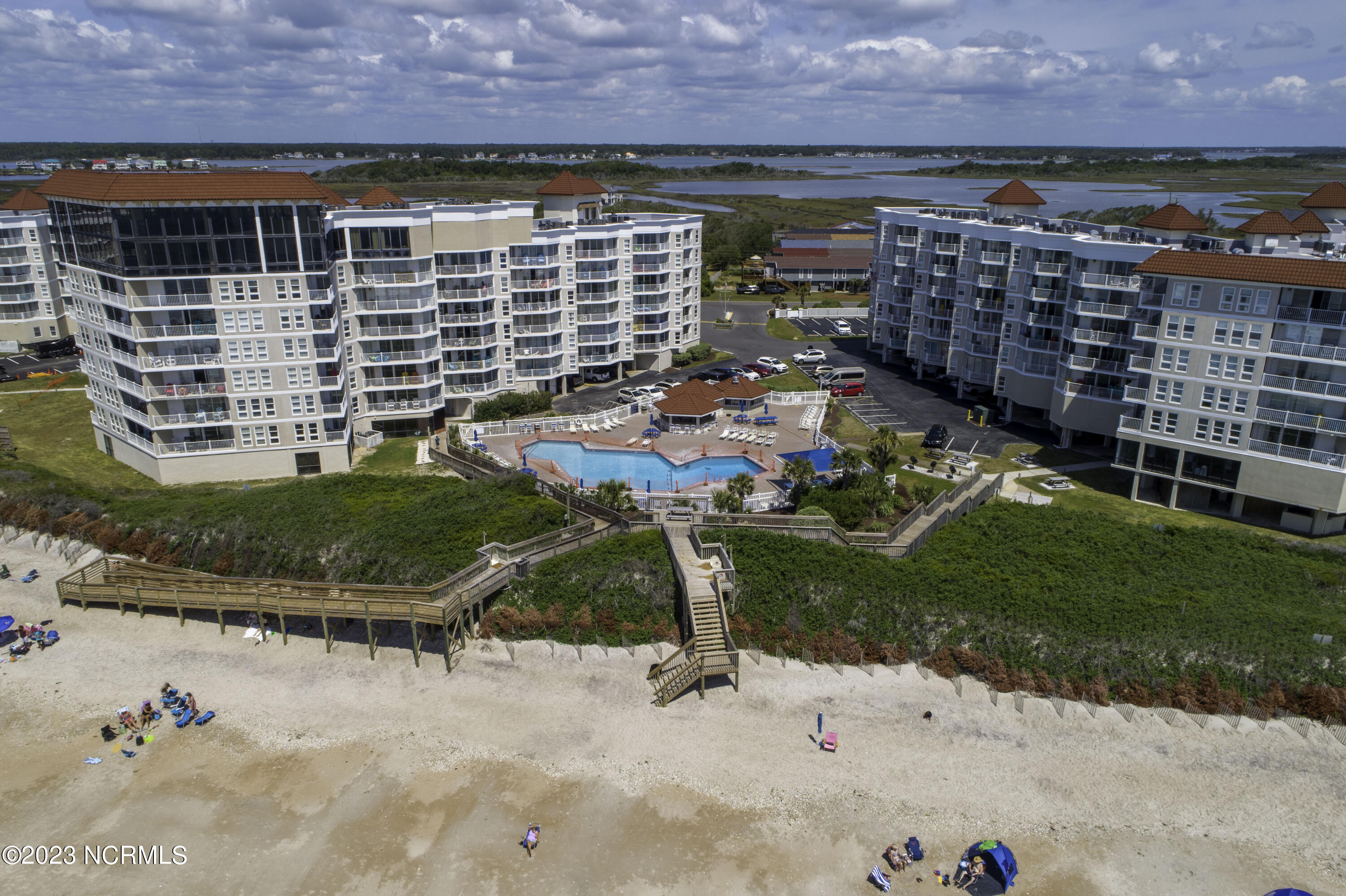 2000 New River Inlet Road Unit: Unit 2411