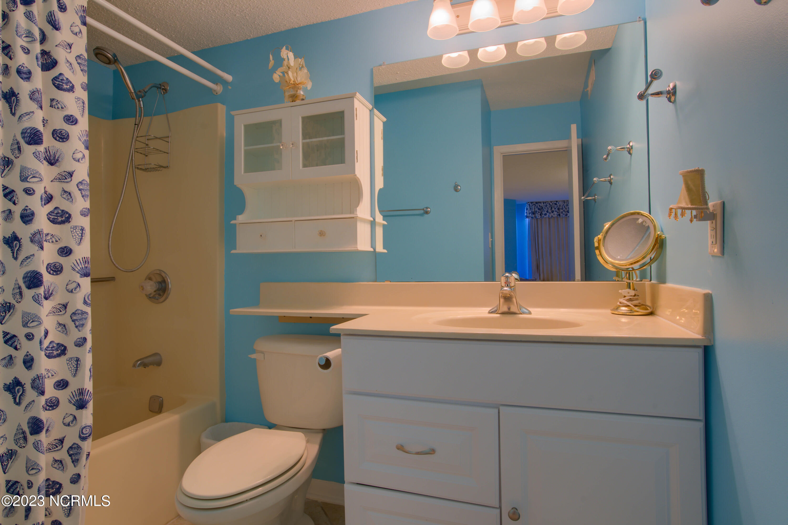 2000 New River Inlet Road Unit: Unit 2411