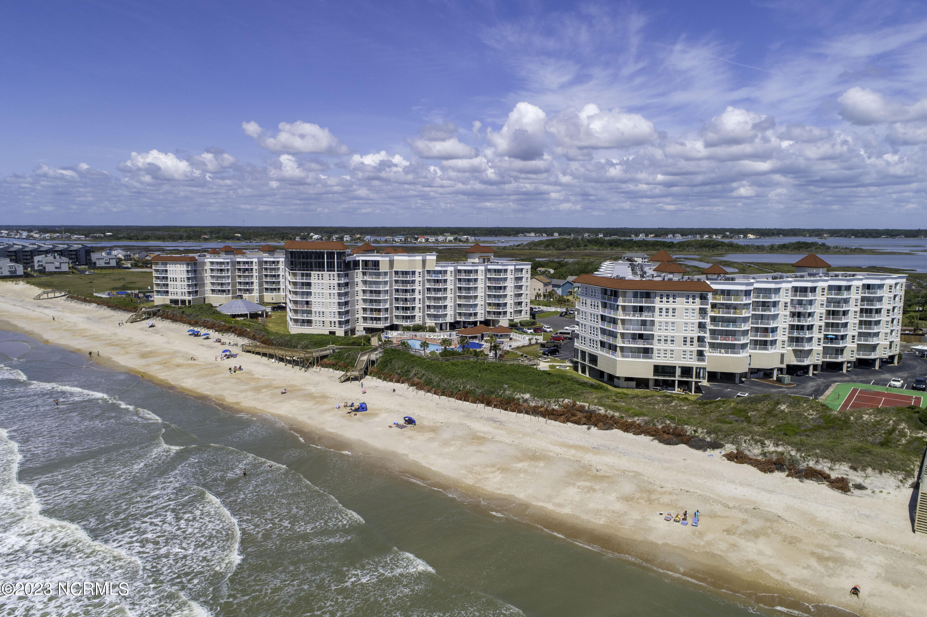2000 New River Inlet Road Unit: Unit 2411