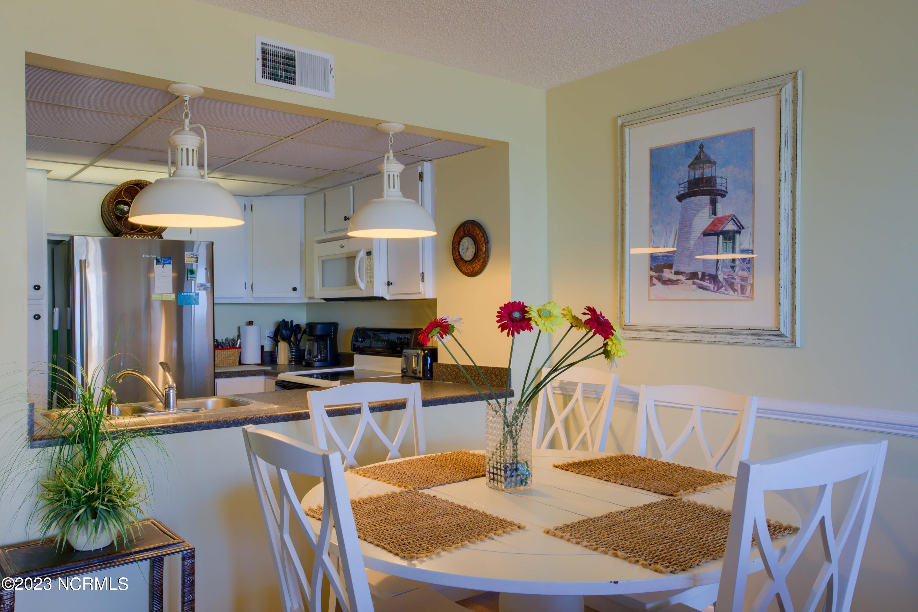 2000 New River Inlet Road Unit: Unit 2411