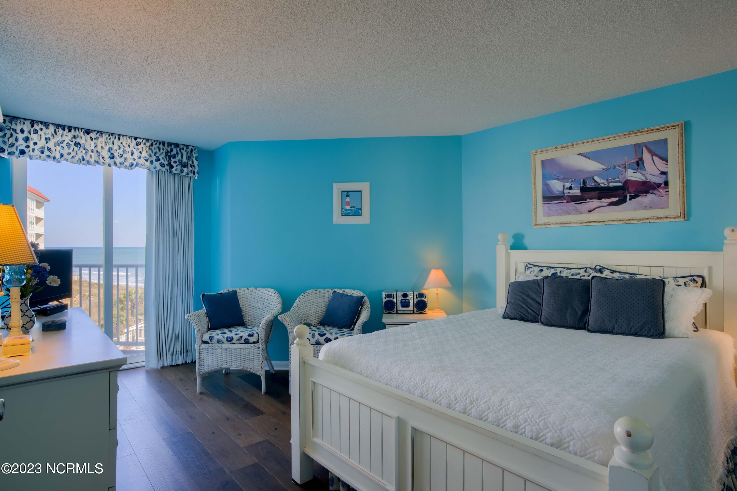 2000 New River Inlet Road Unit: Unit 2411