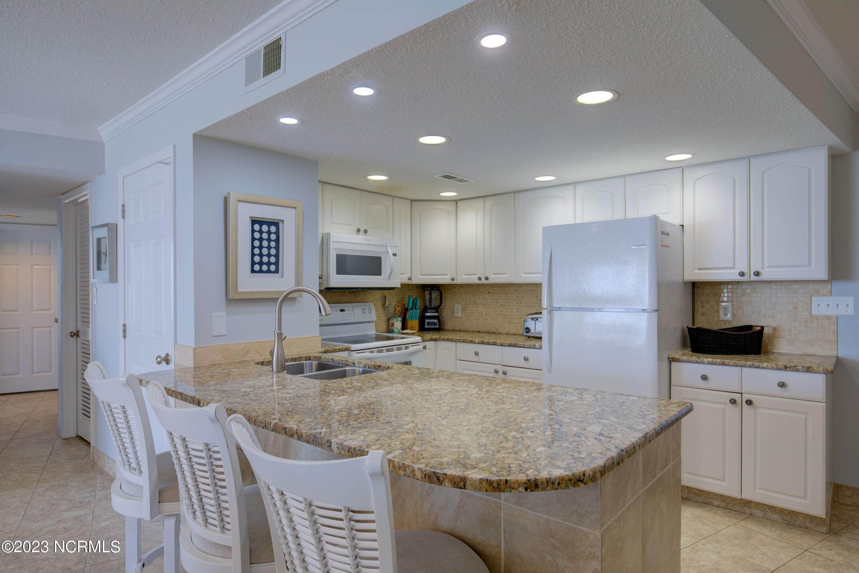 2000 New River Inlet Road Unit: Unit 2507