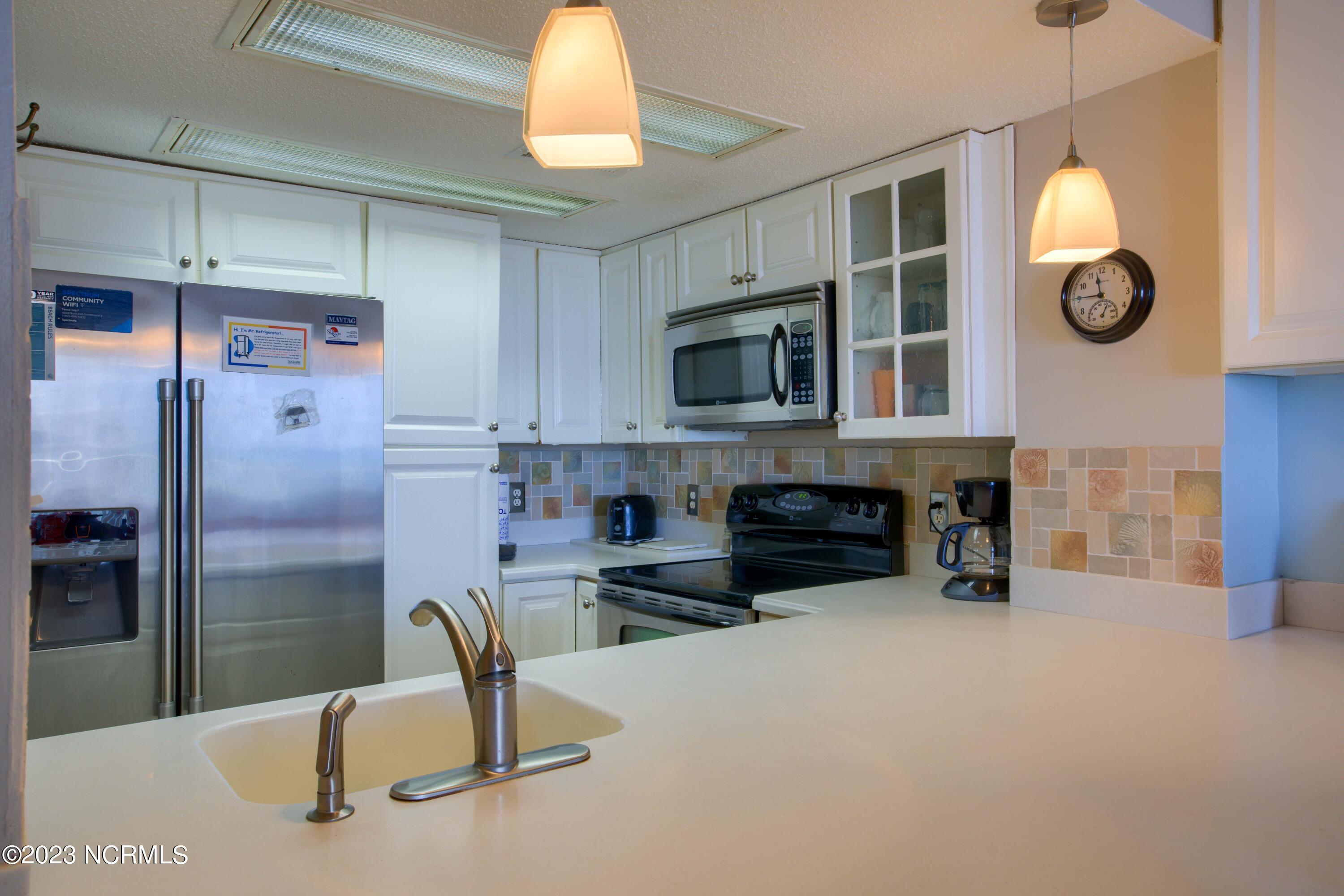 2000 New River Inlet Road Unit: 1210