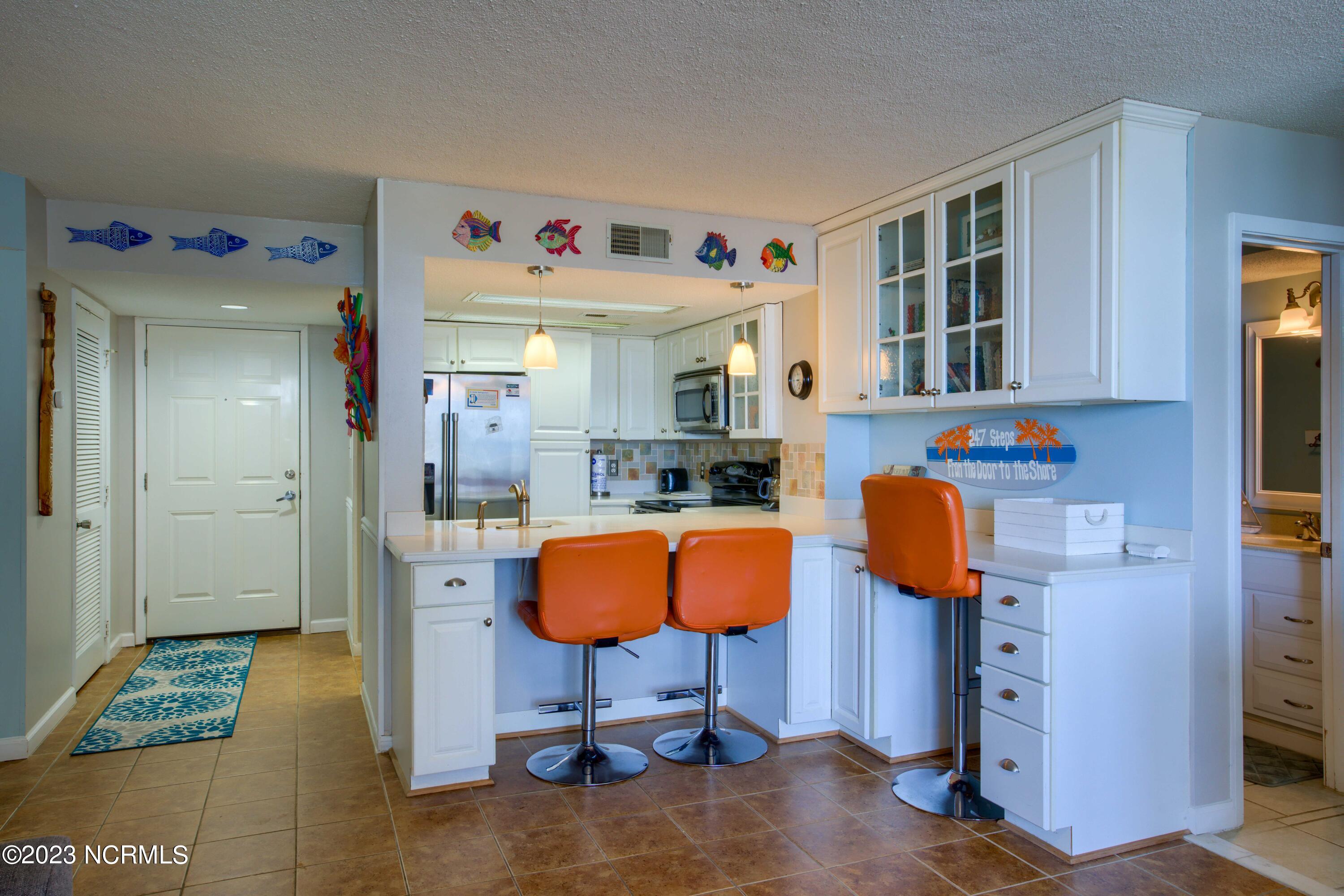 2000 New River Inlet Road Unit: 1210