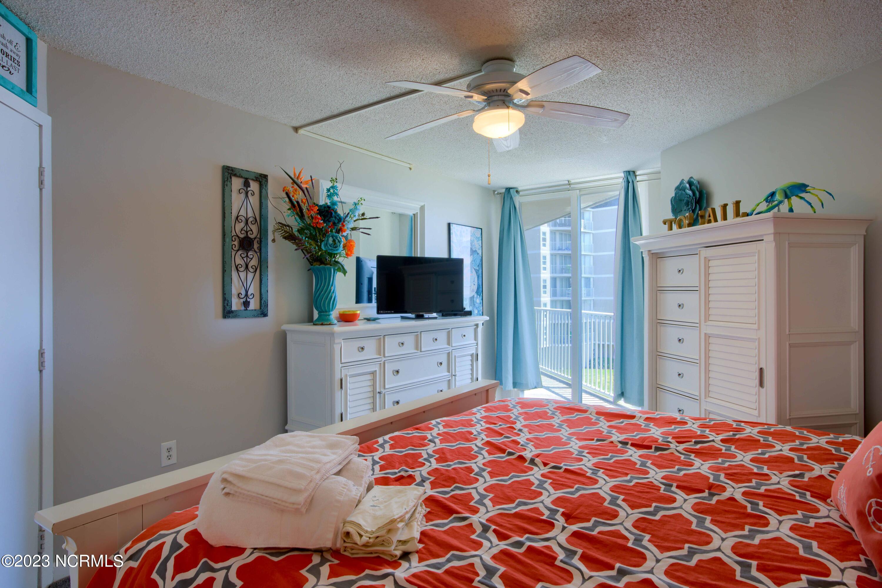 2000 New River Inlet Road Unit: 1210