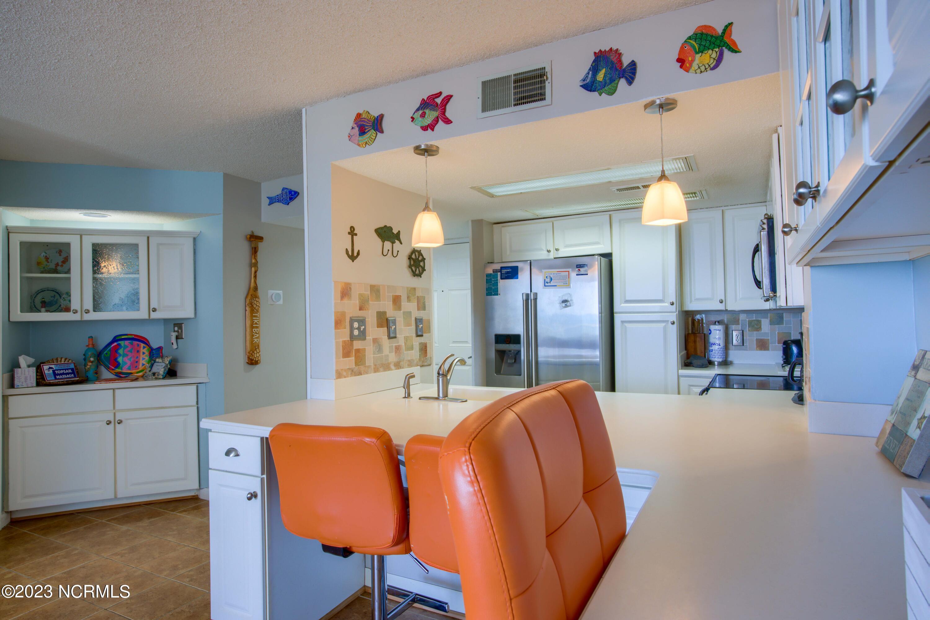 2000 New River Inlet Road Unit: 1210