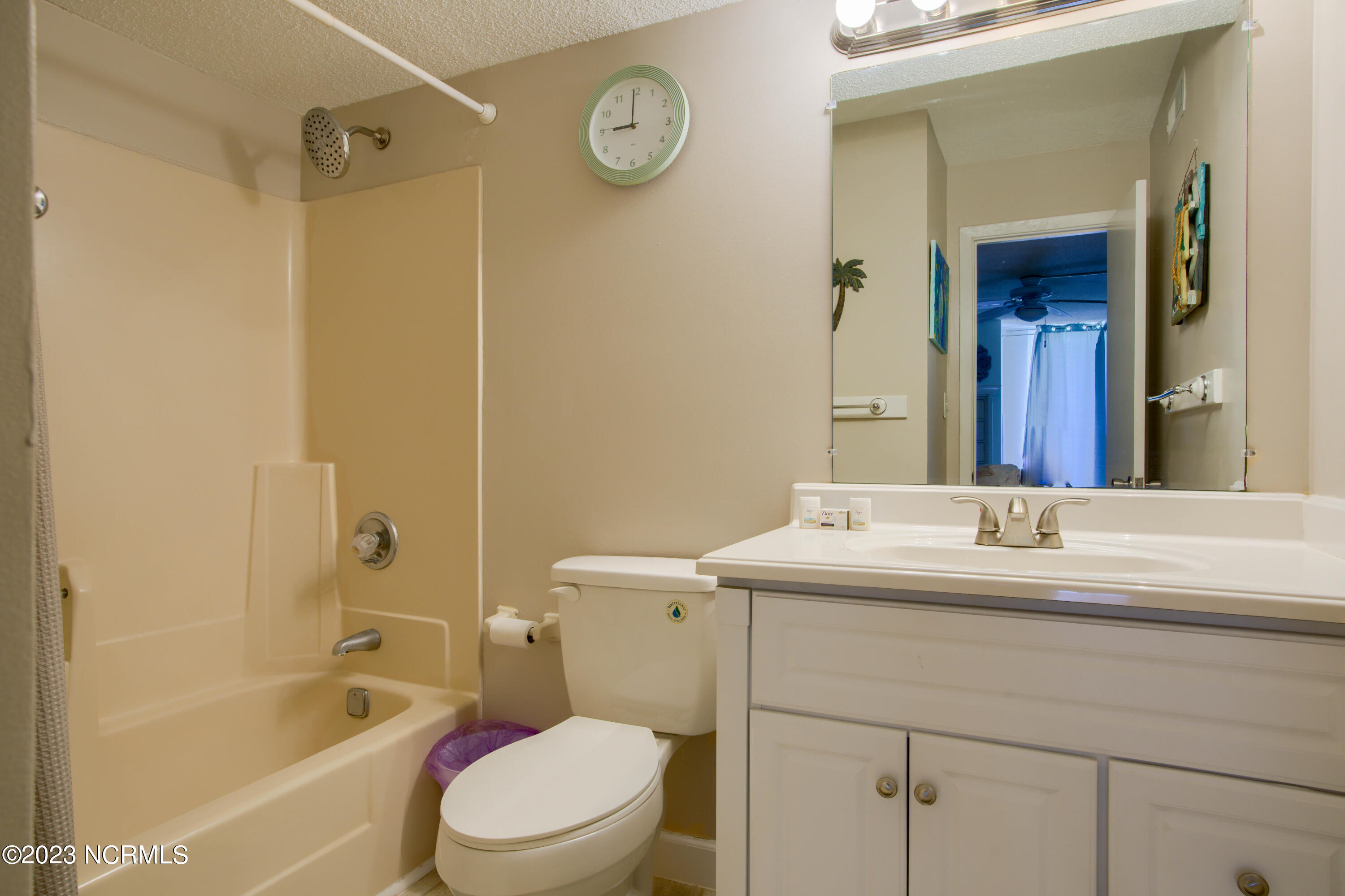 2000 New River Inlet Road Unit: 1210