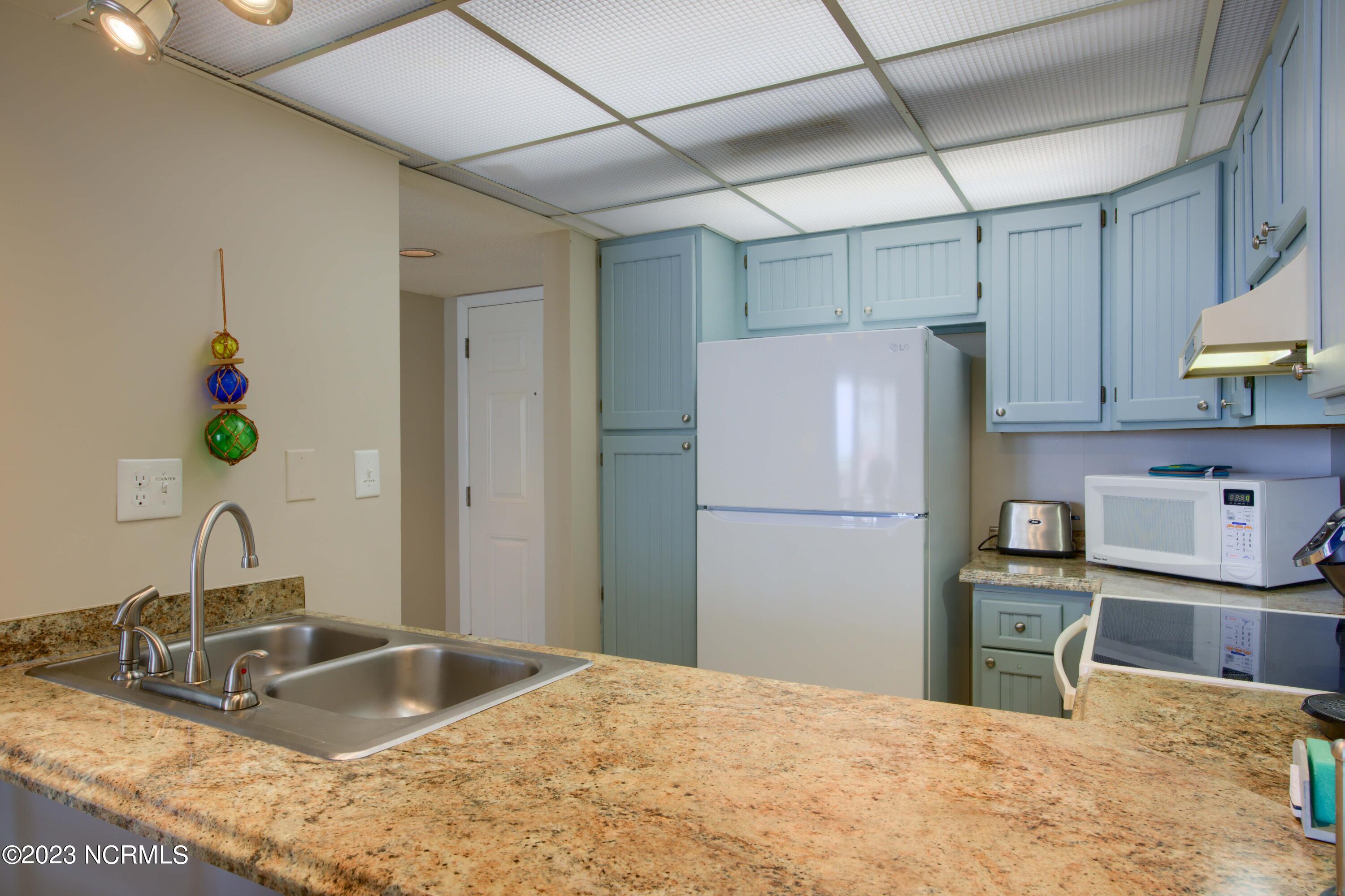 2000 New River Inlet Road Unit: Unit 2112