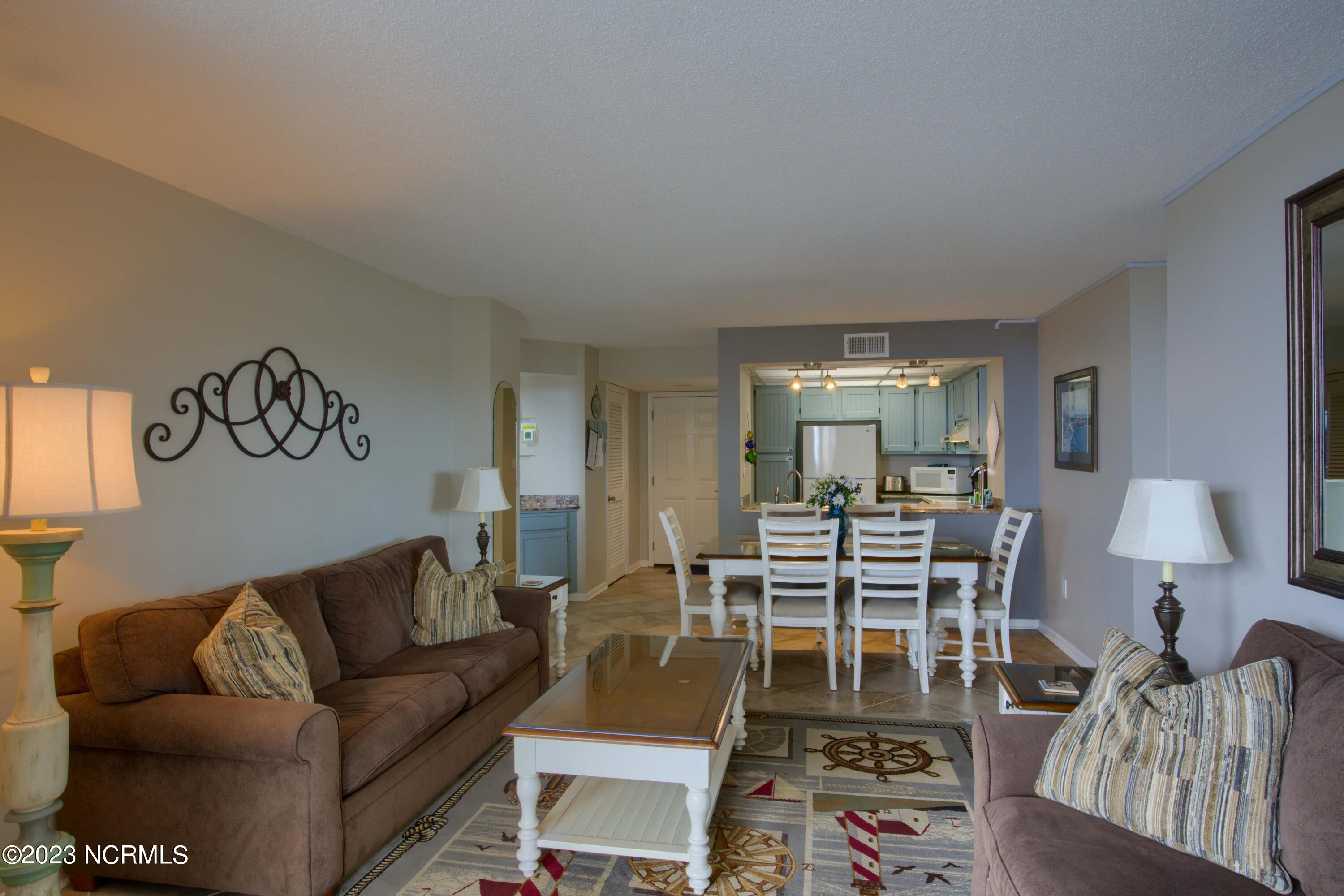 2000 New River Inlet Road Unit: Unit 2112