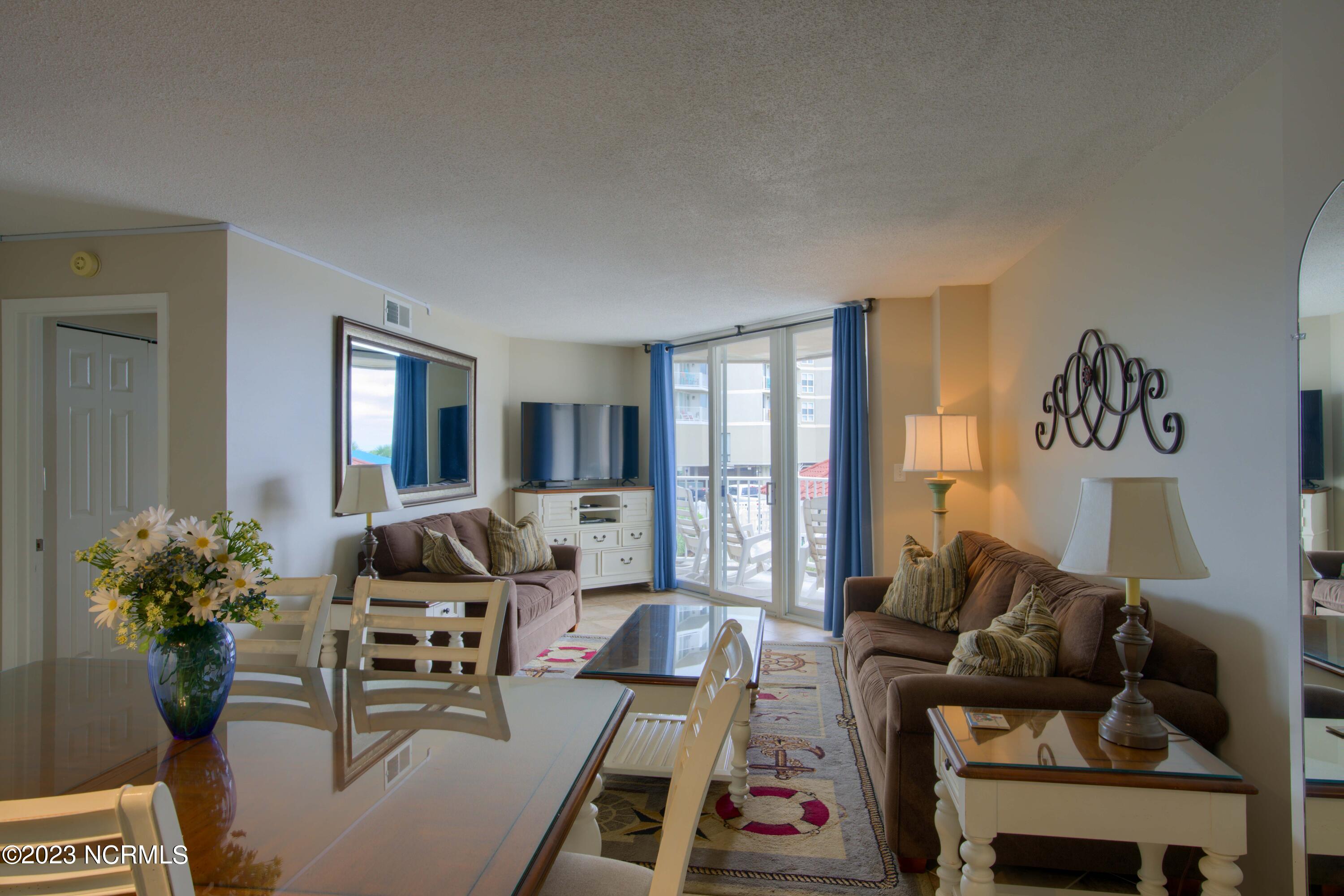 2000 New River Inlet Road Unit: Unit 2112