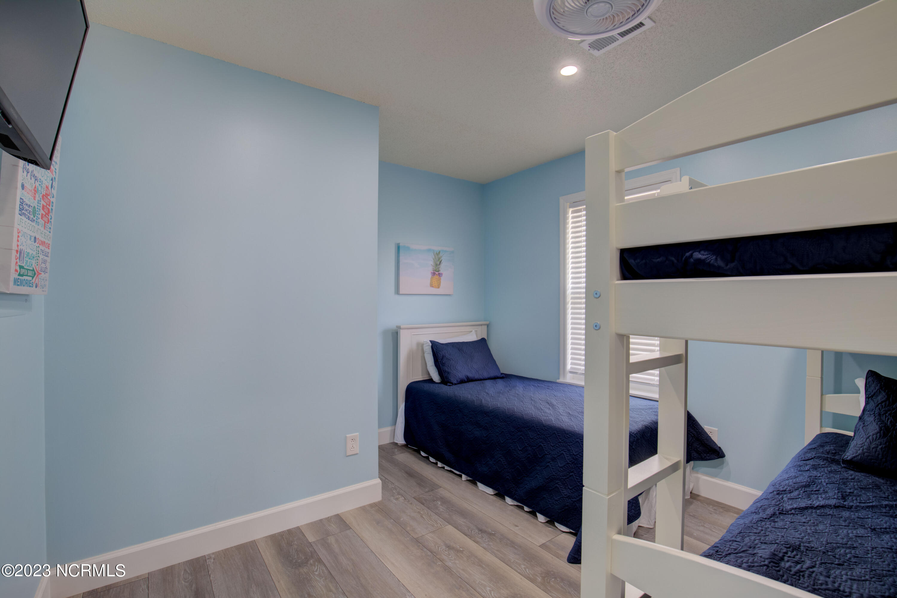 1881 New River Inlet Road