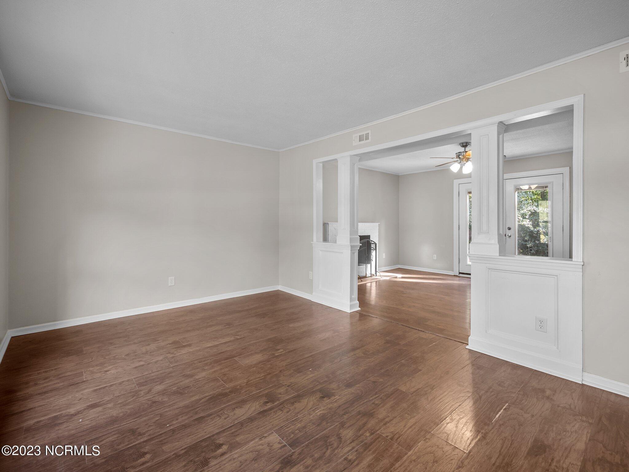 115 Meadowview Court