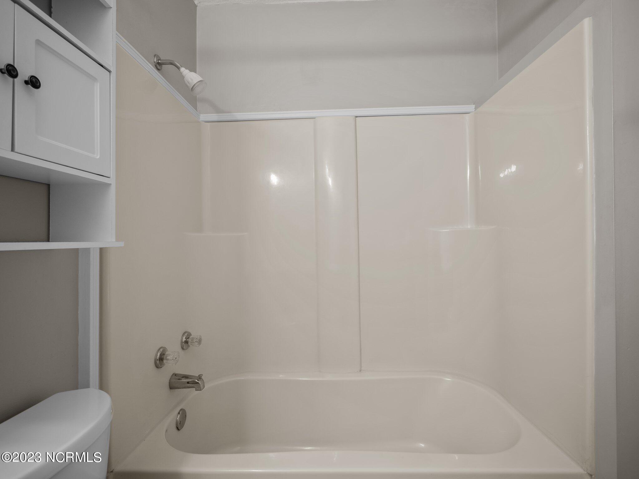 115 Meadowview Court