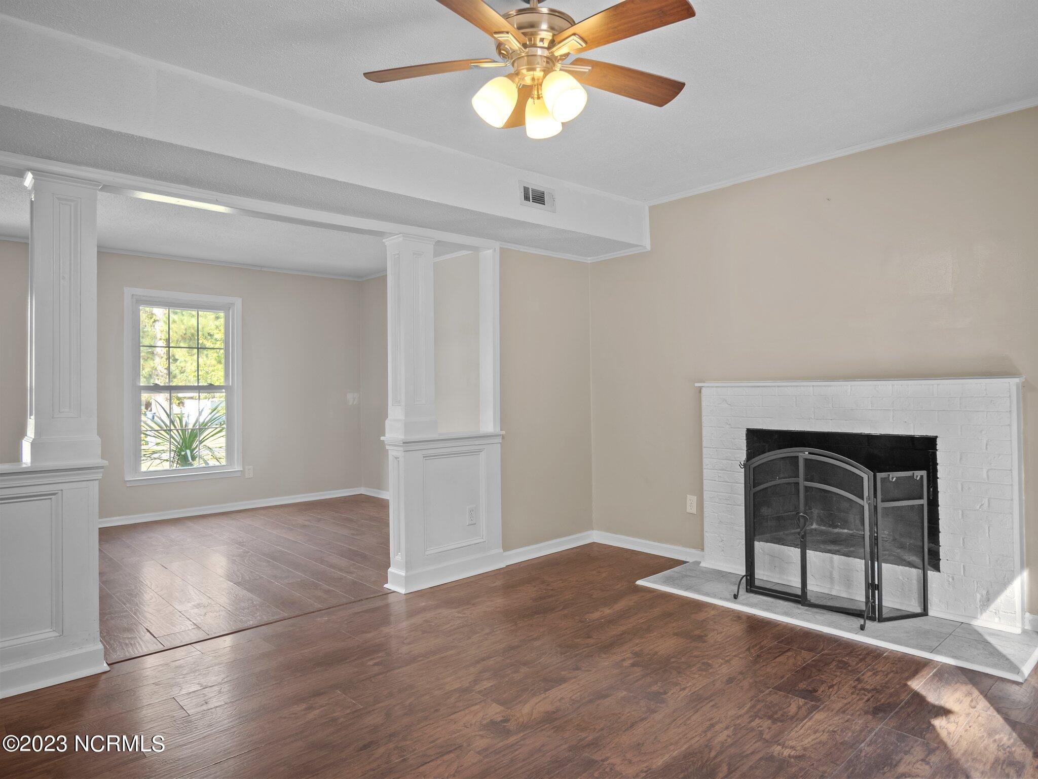 115 Meadowview Court