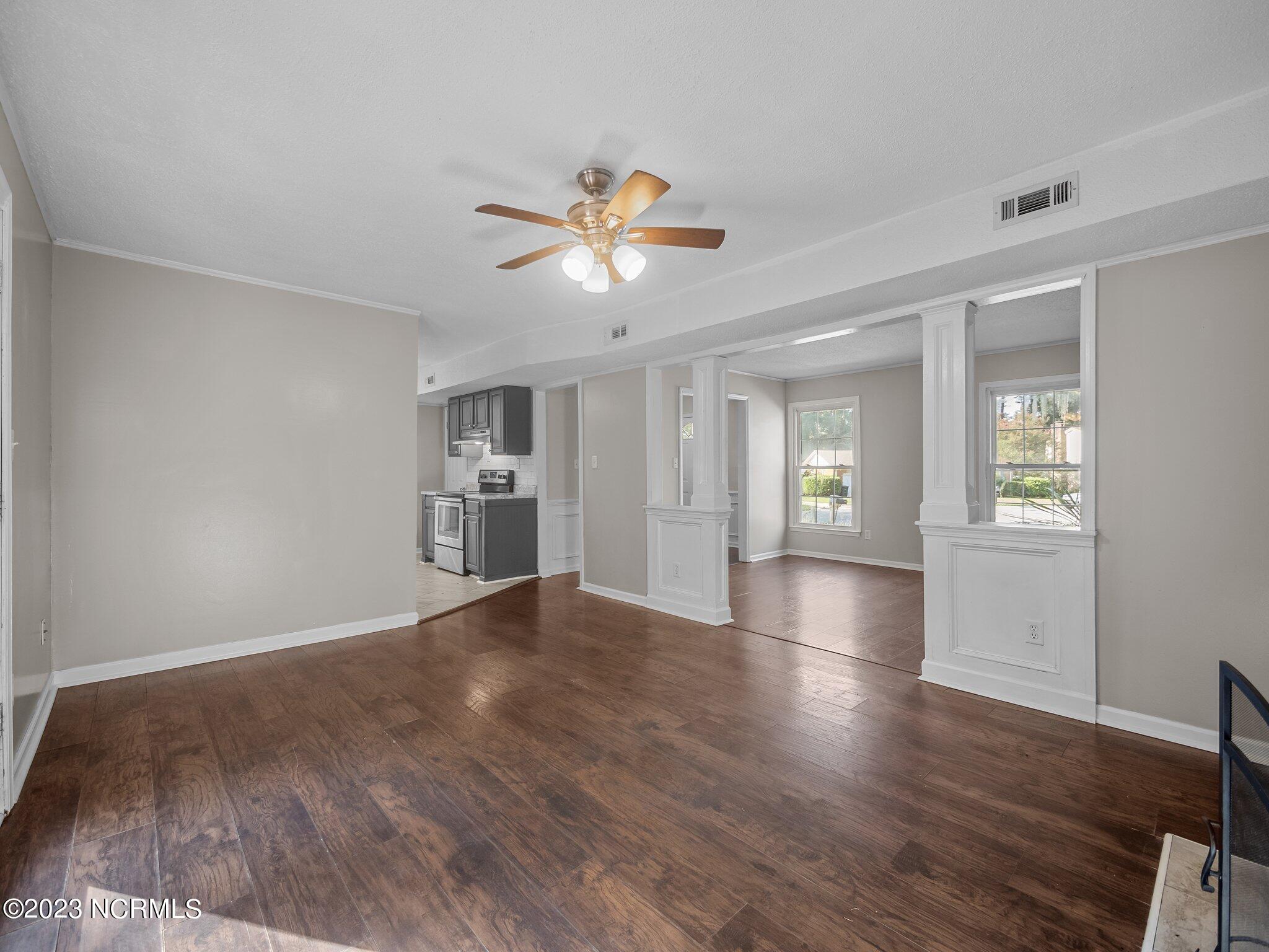 115 Meadowview Court