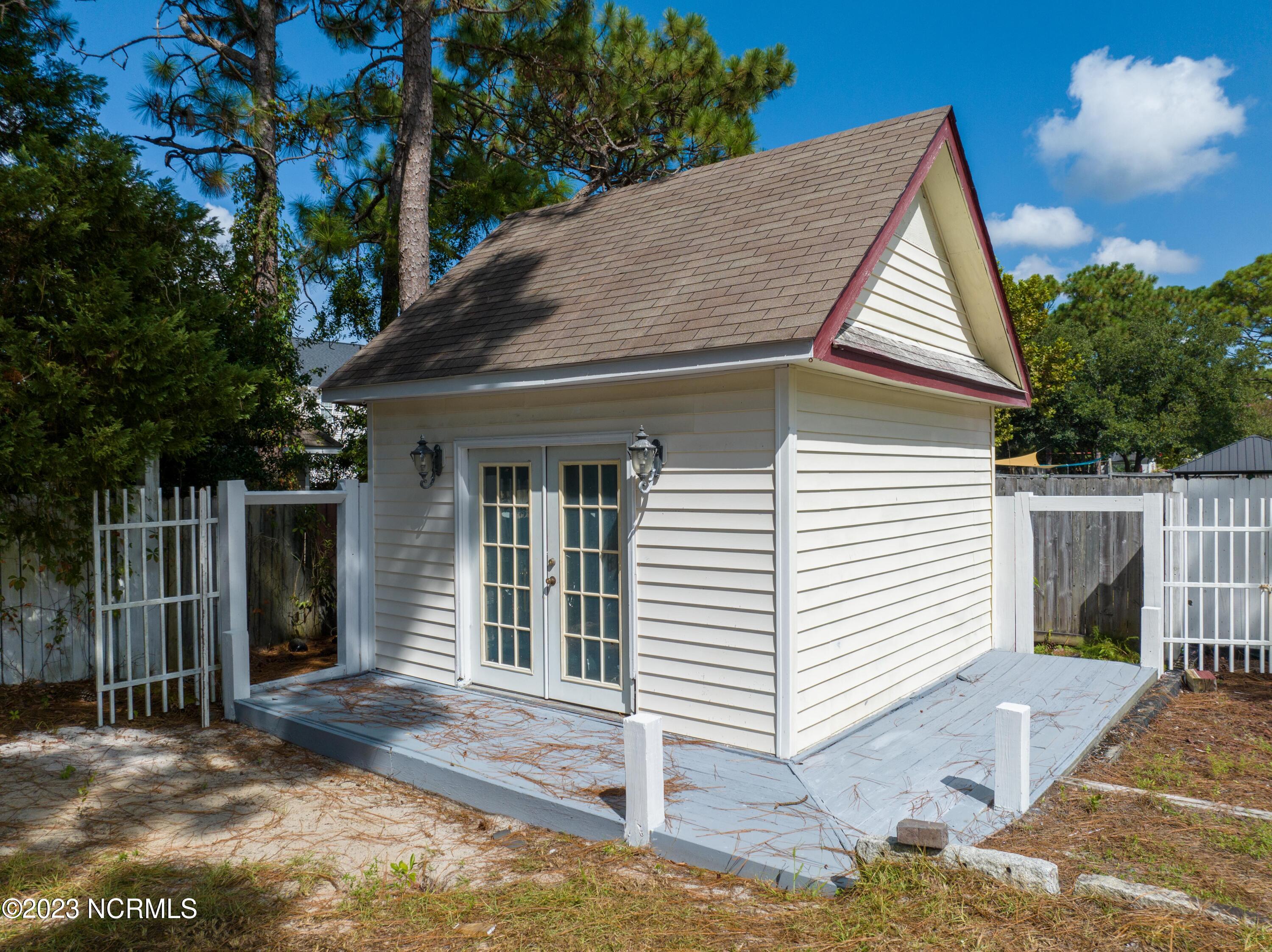 6306 Standsberry Lane