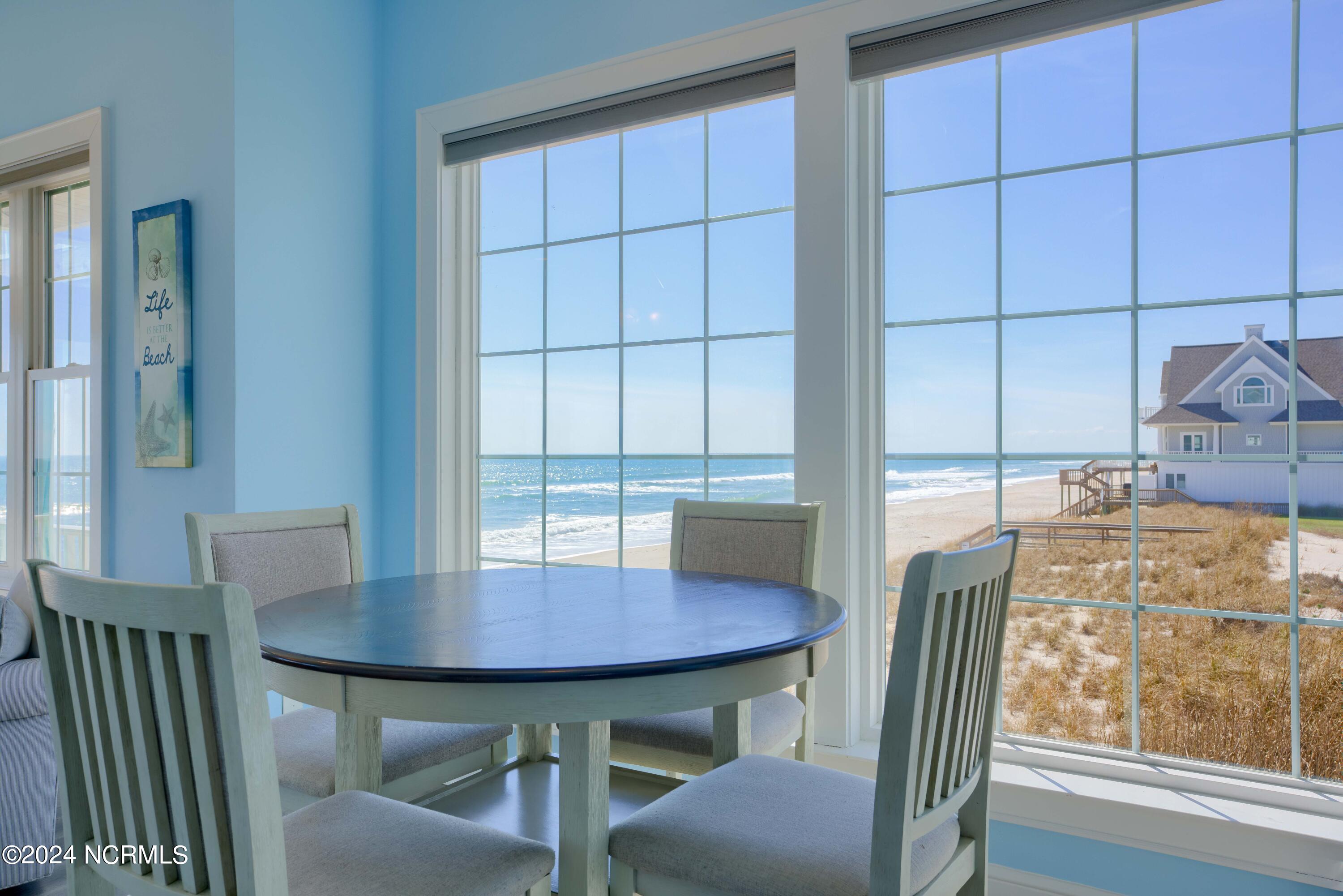 4192-4194 Island Drive