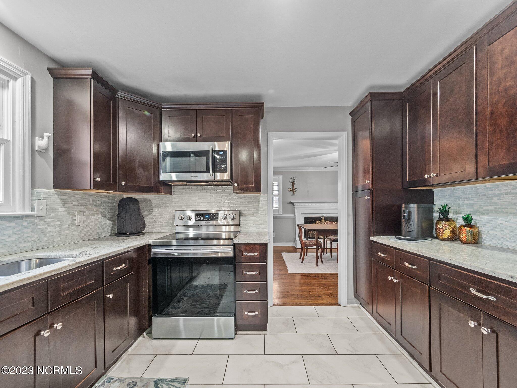 620 Shadowwood Drive