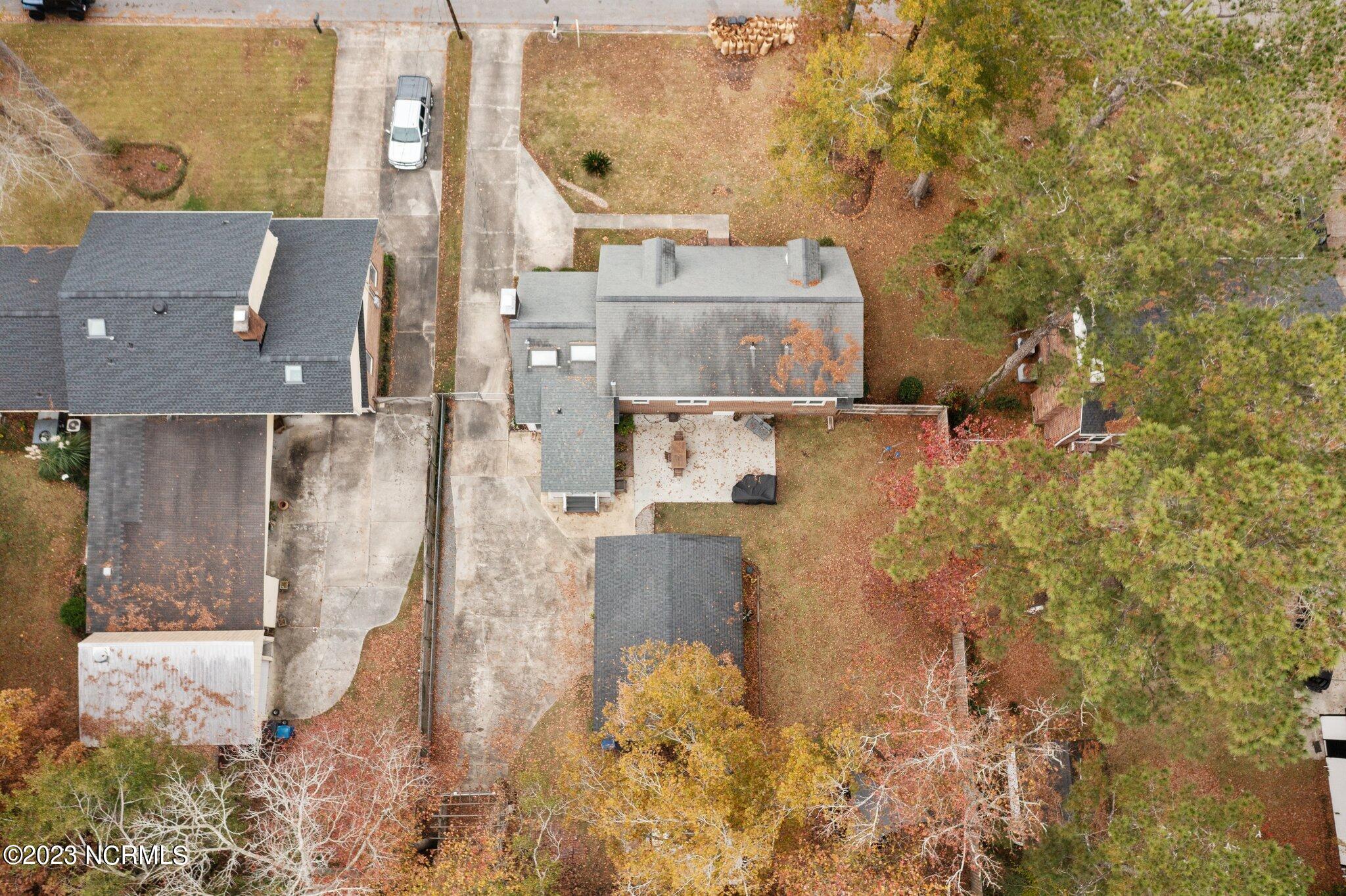 620 Shadowwood Drive