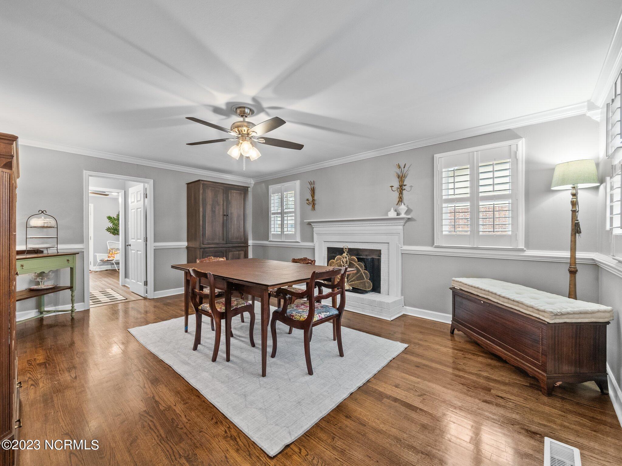 620 Shadowwood Drive