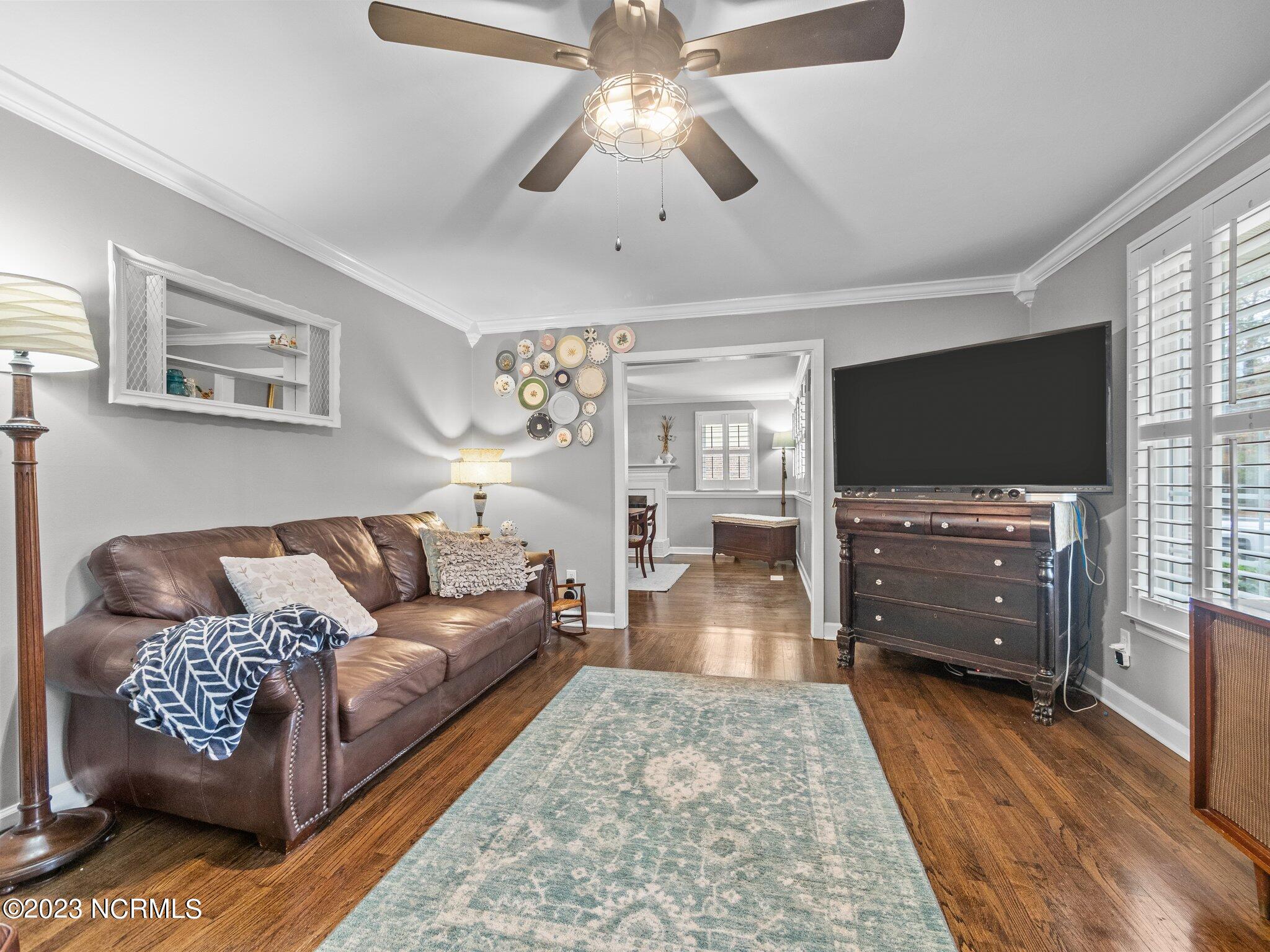 620 Shadowwood Drive