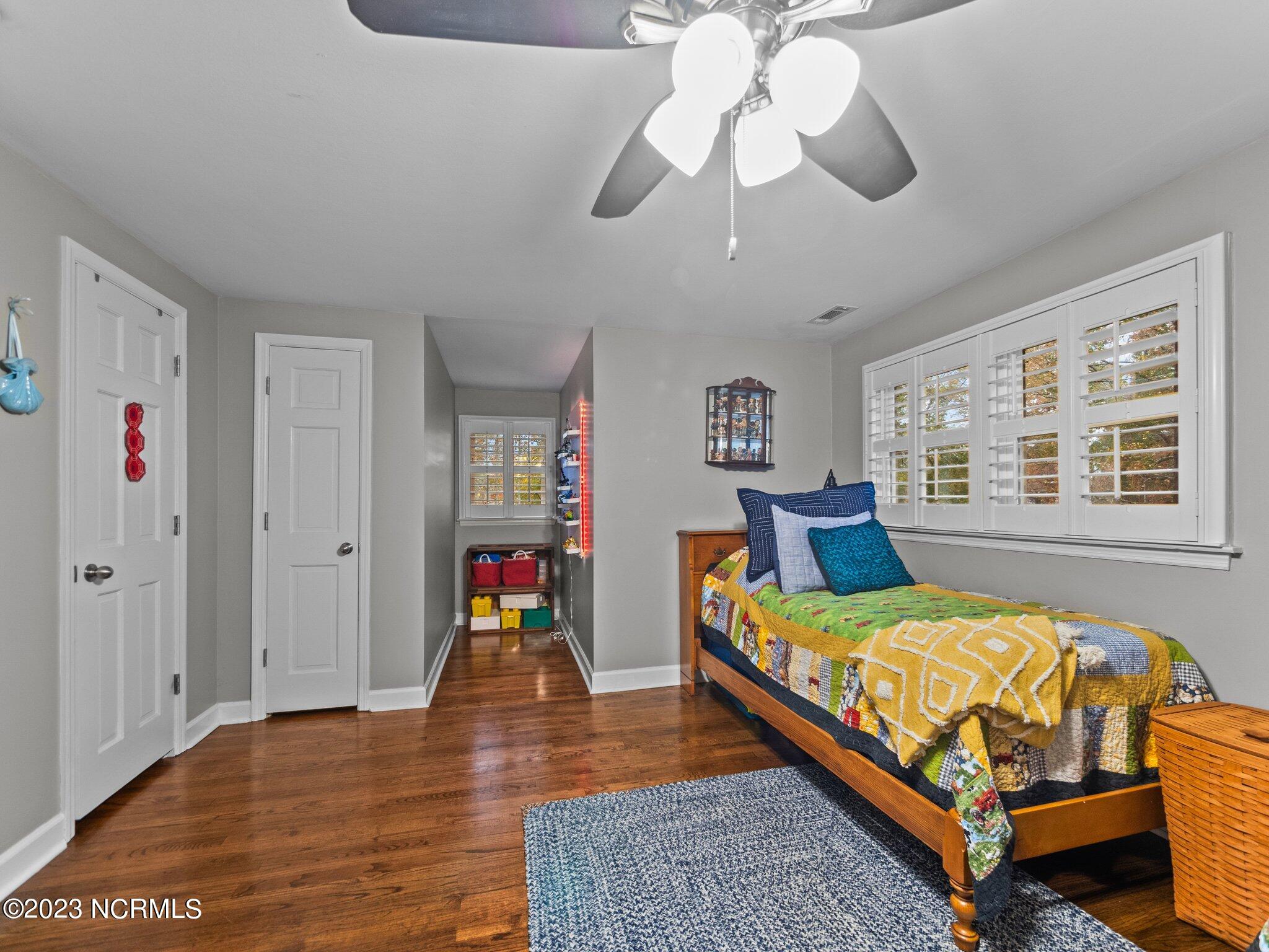 620 Shadowwood Drive