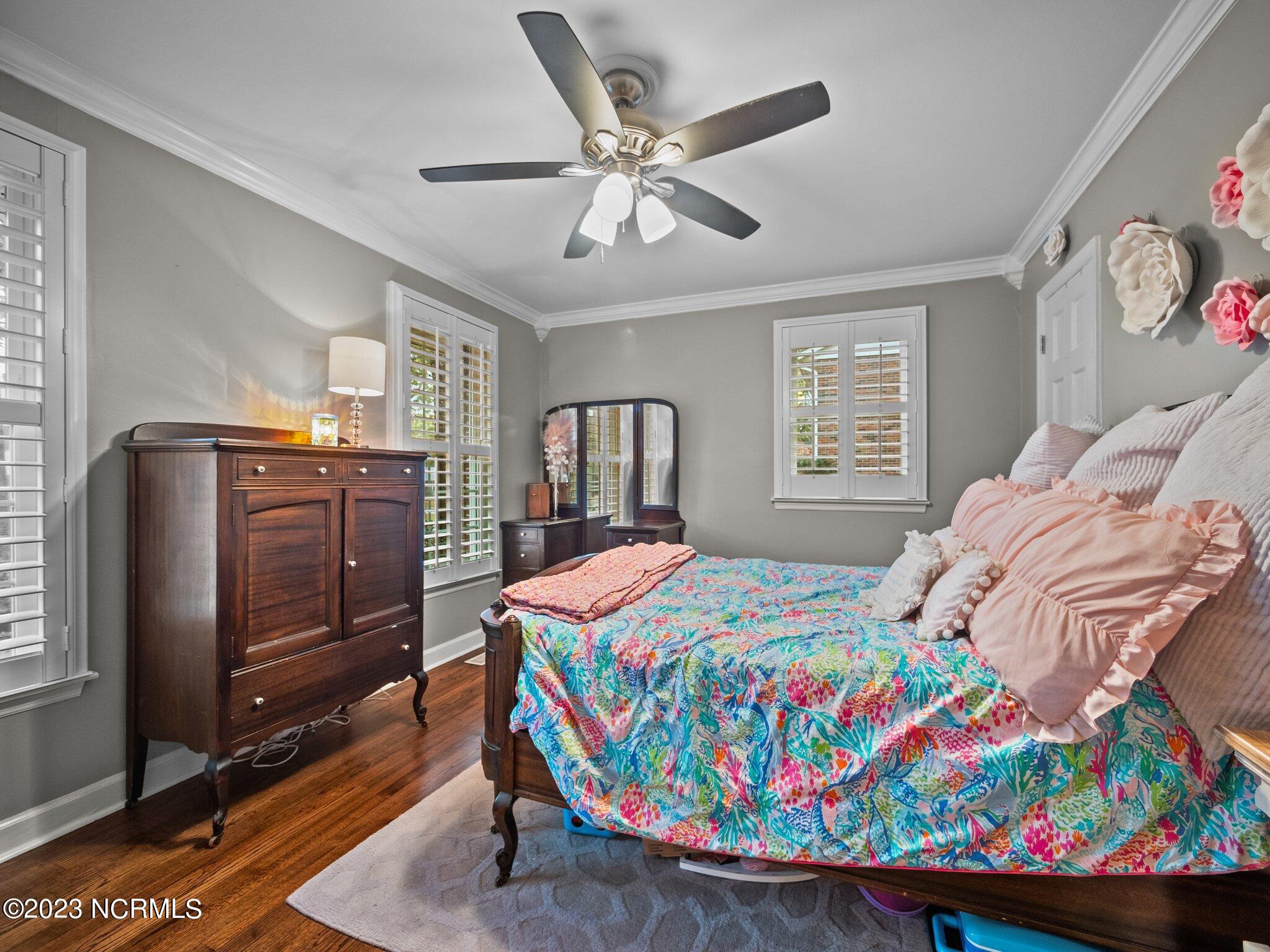 620 Shadowwood Drive