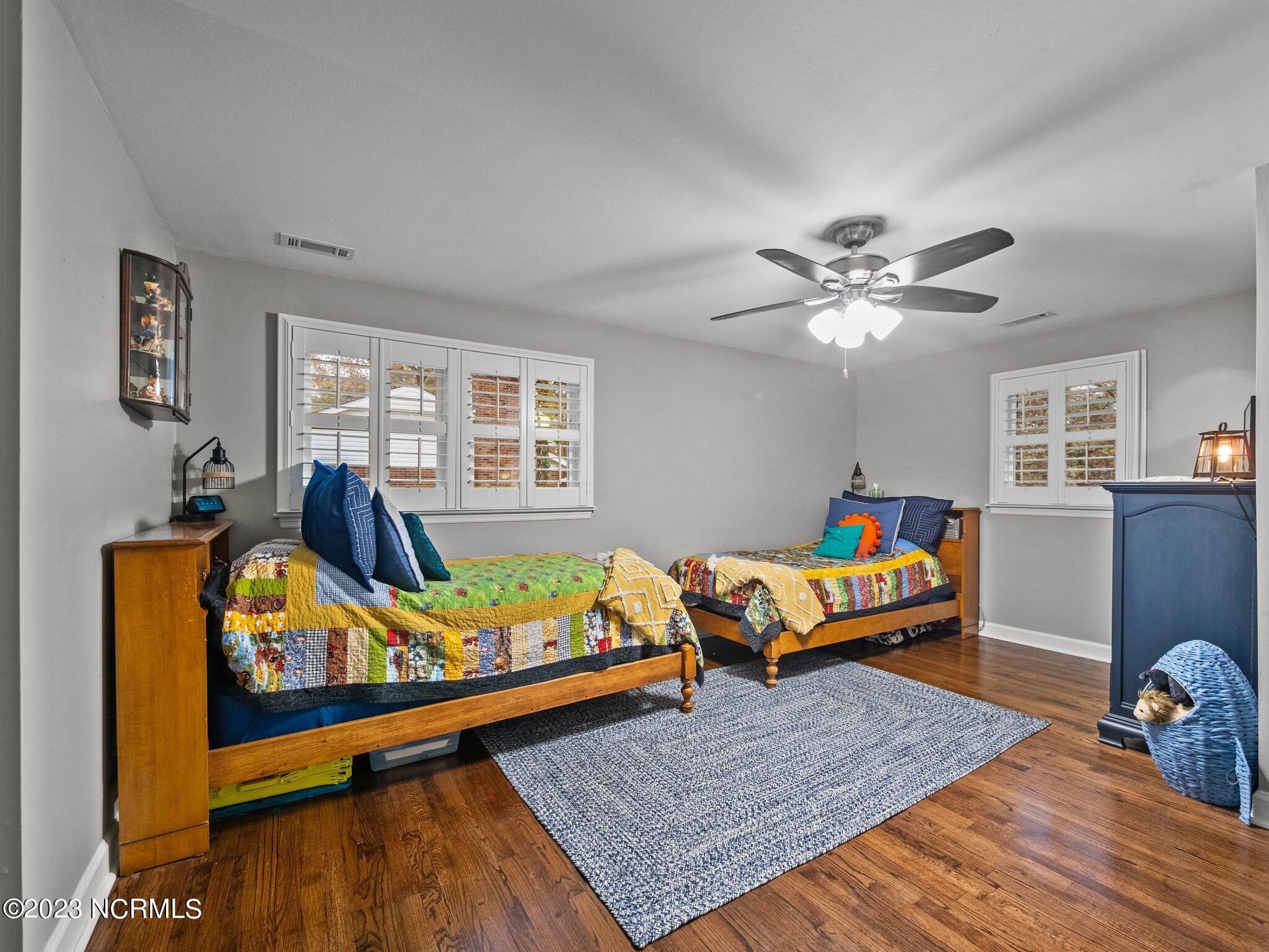 620 Shadowwood Drive