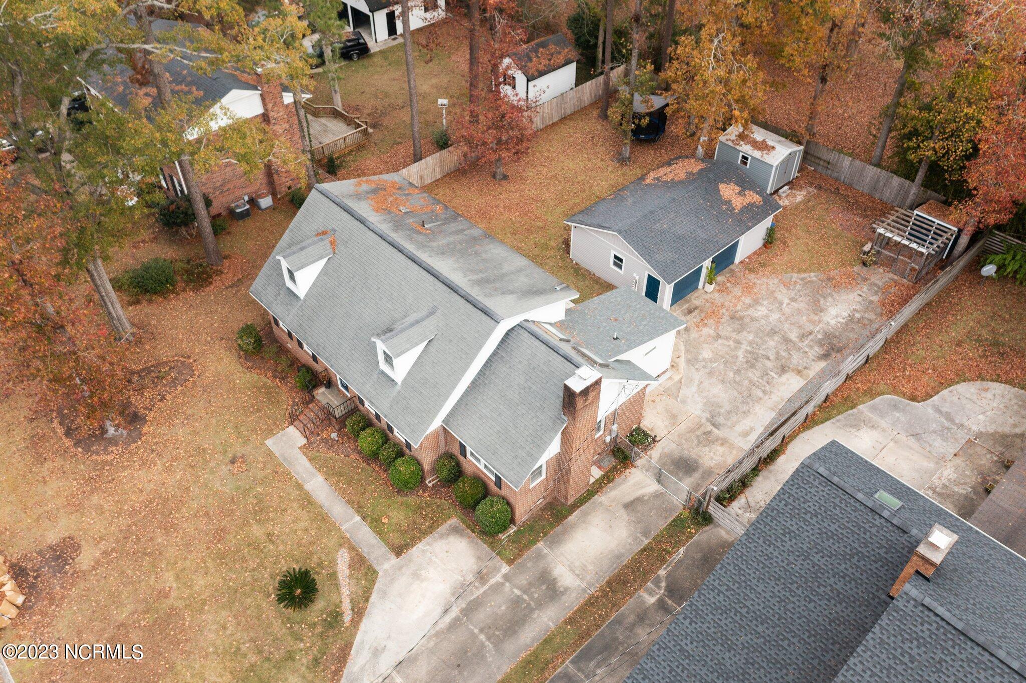 620 Shadowwood Drive