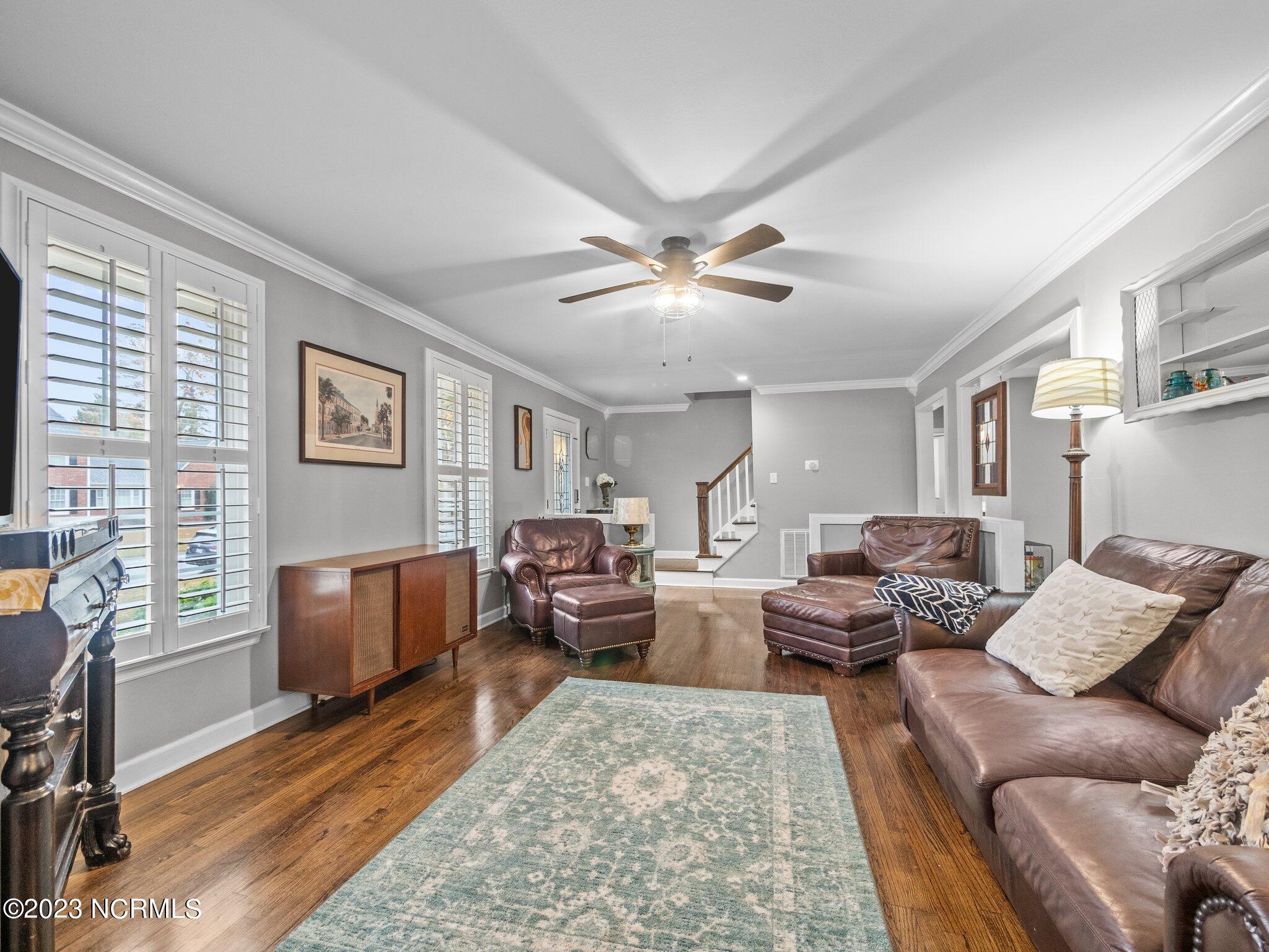 620 Shadowwood Drive