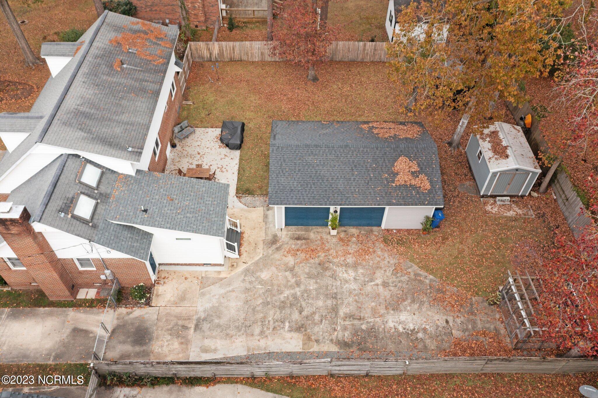 620 Shadowwood Drive