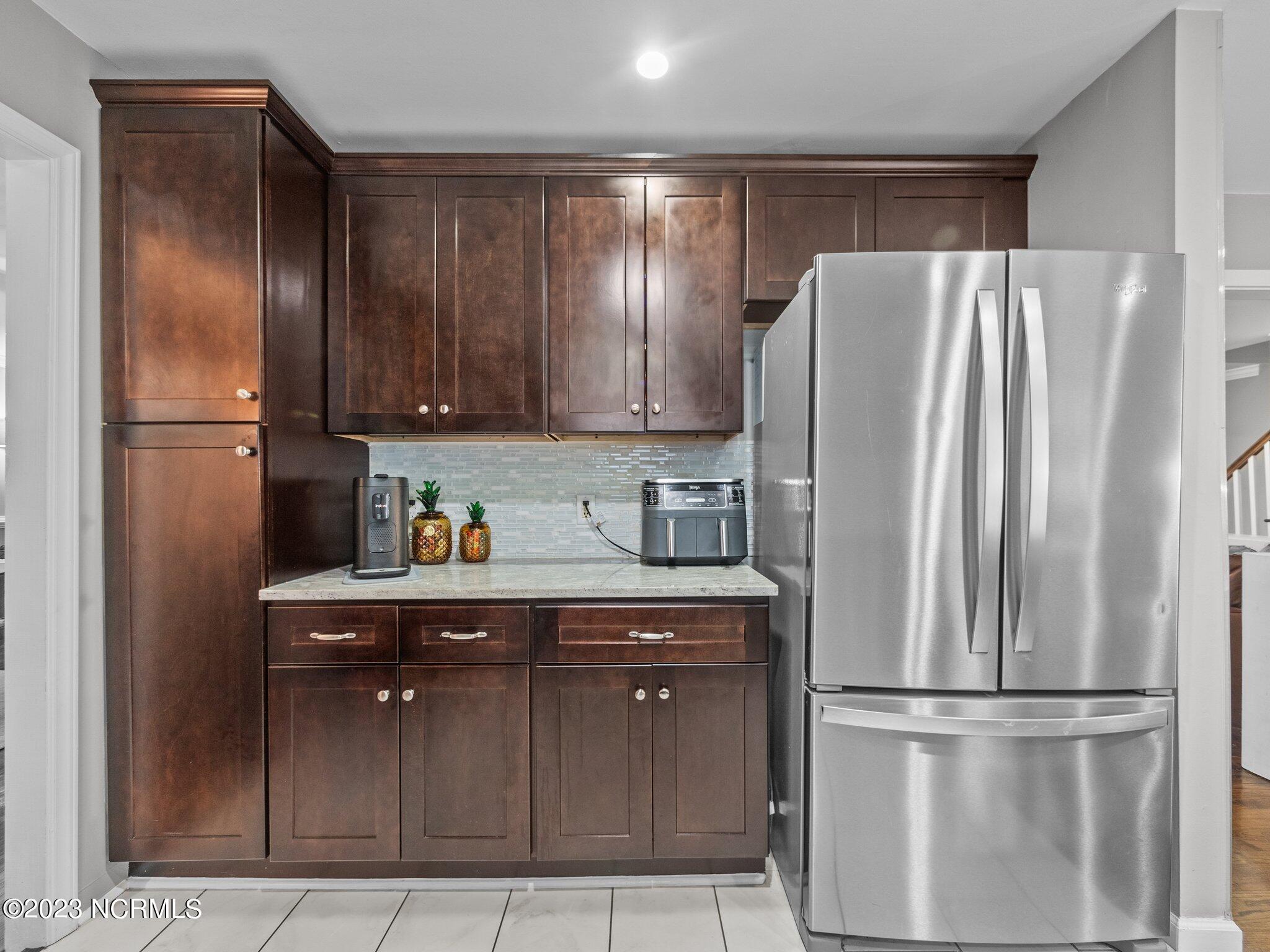 620 Shadowwood Drive